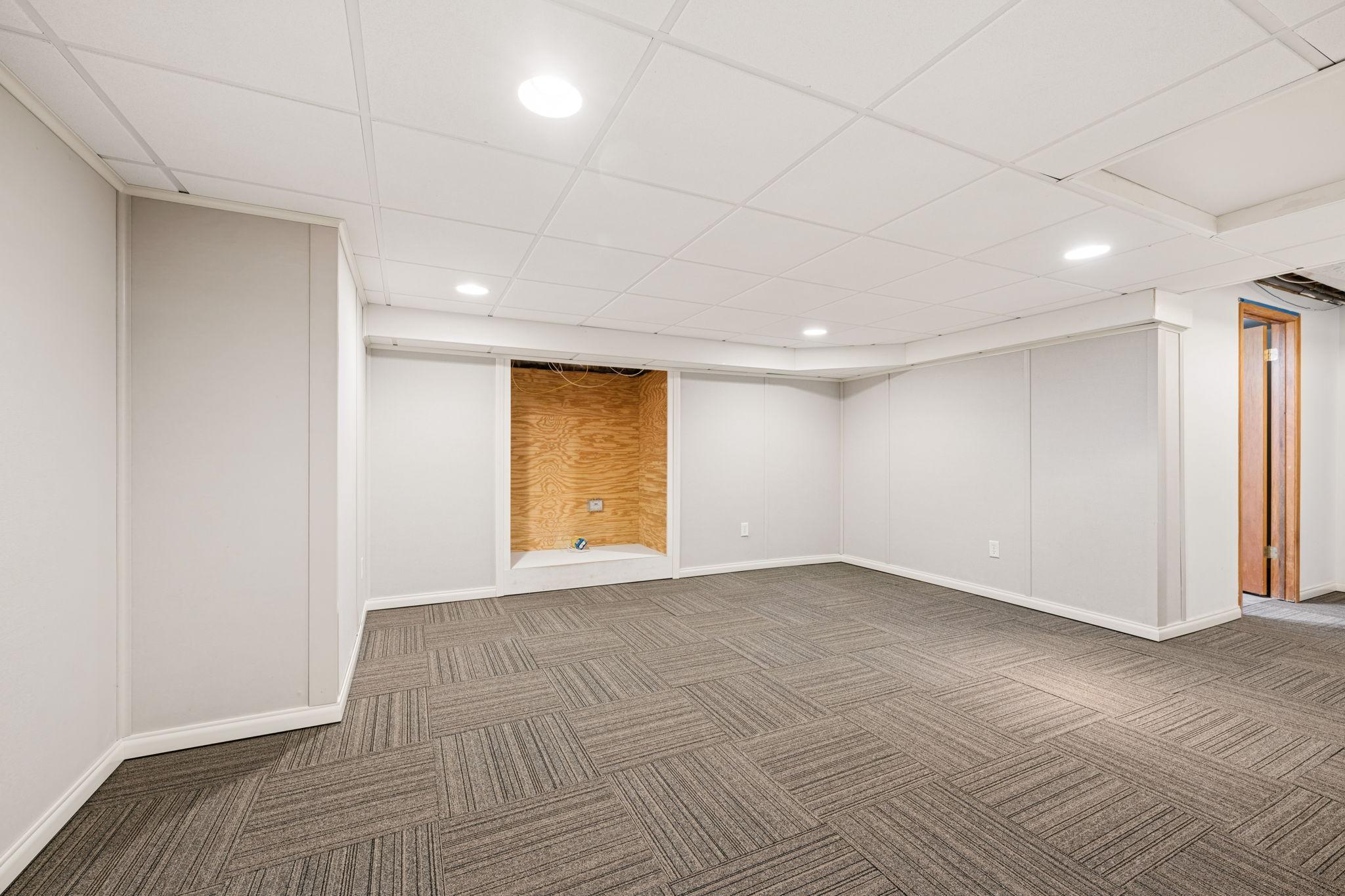 Property Photo 43